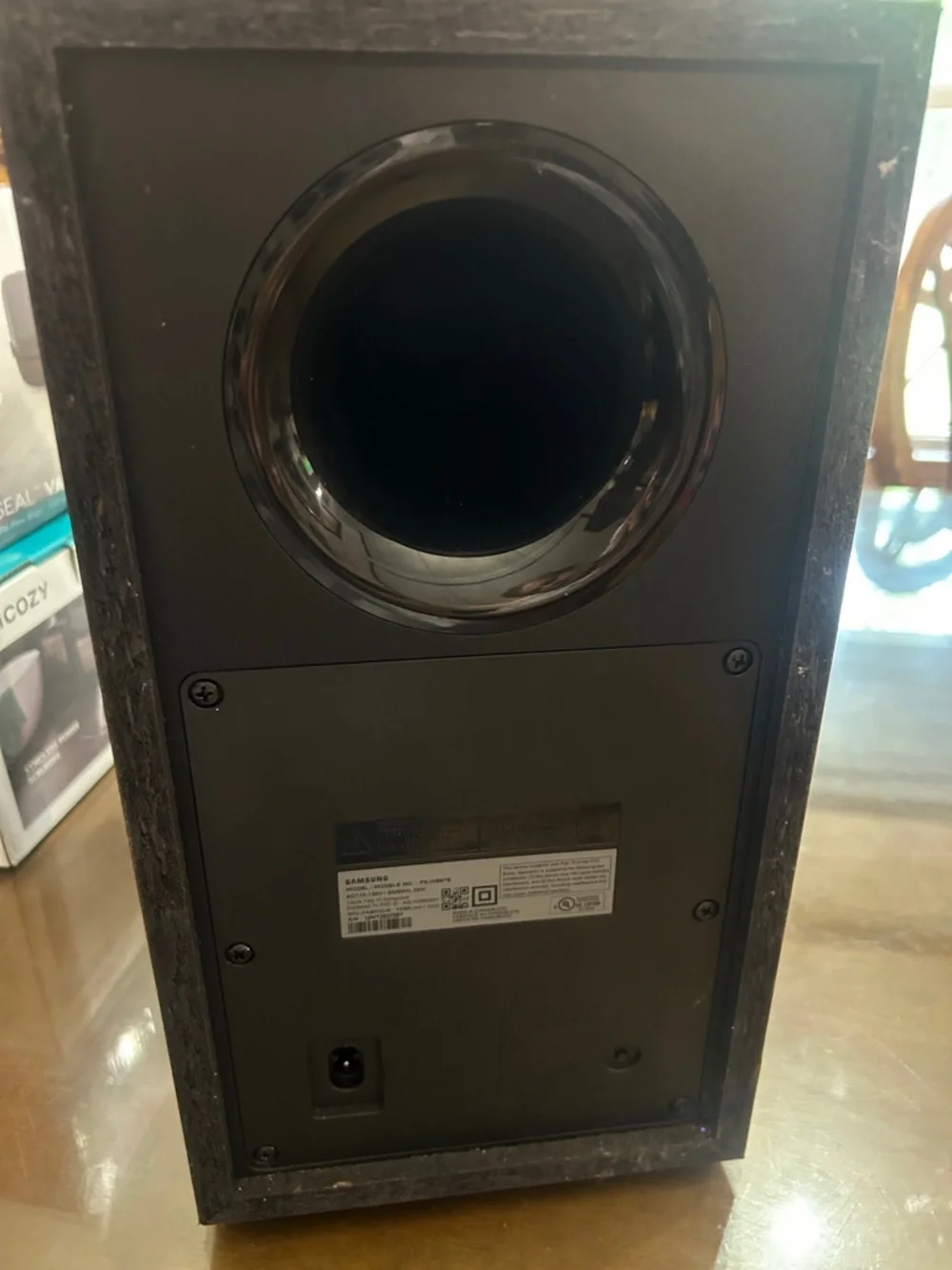 Samsung subwofer Speaker with Cord